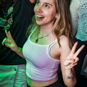 035