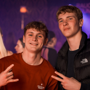 009
