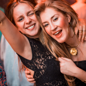 020
