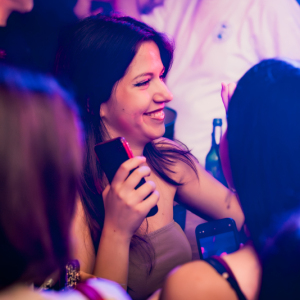 027